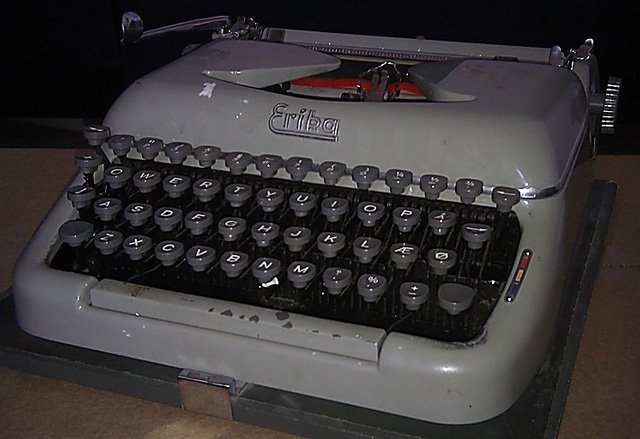 Erika skrivemaskine